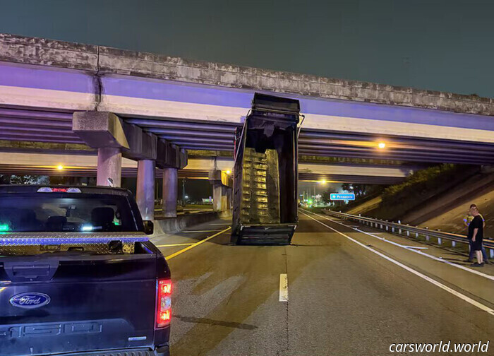 When the Bed of Your Dump Truck Is Raised but Your Mind Isn’t | Carscoops